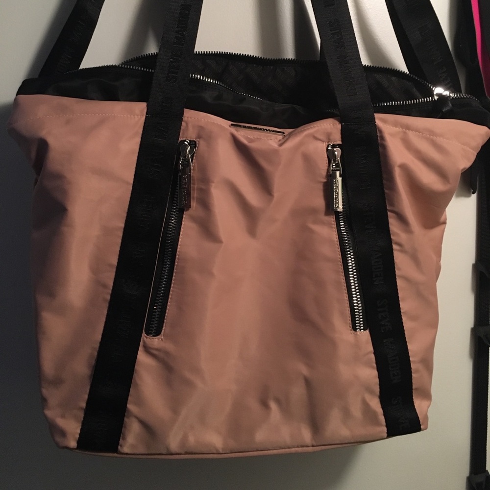 Steve Madden Weekend Bag